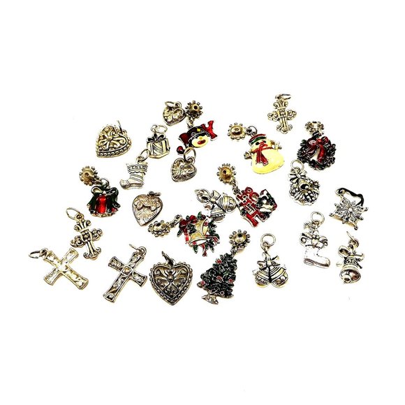 Lot of 24 Christmas & Heart Charms Enamel Silvertone Metal - Picture 1 of 5